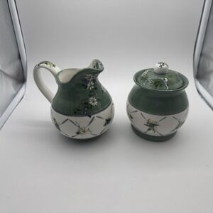 Kathy Hatch Collection Daisy Floral Creamer/Sugar Bowl w/lid Green Garden  EUC